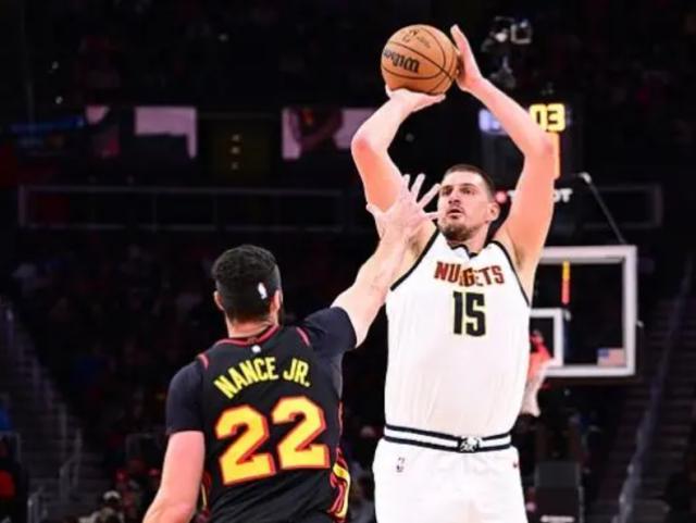 当世第一人！约基奇背靠背合砍104分 MVP已无悬念？