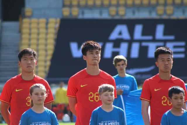 开云体育移动版-吴少聪拟续约土超豪门一年 因膝盖手术或秋季复出