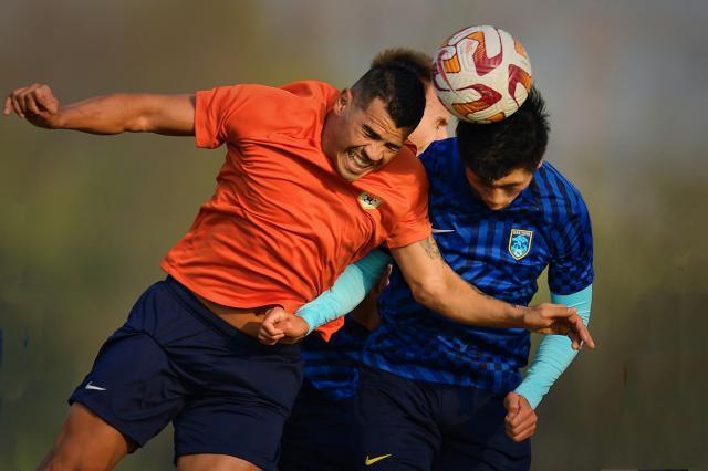 开云体育APP-泰山春训冲刺众外援陆续归位 刘军帅归队去留待定